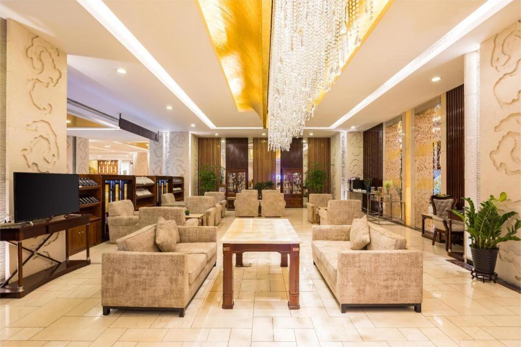 West International Trade Grand Hotel Peking  Buitenkant foto